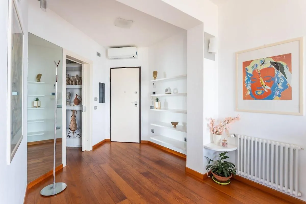 Casa Futuro - Beautiful Sea View With Pool Apartment Torre Grande 0*,