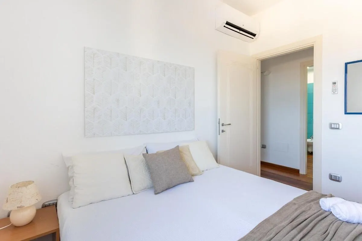 Casa Futuro - Beautiful Sea View With Pool Apartment Torre Grande
